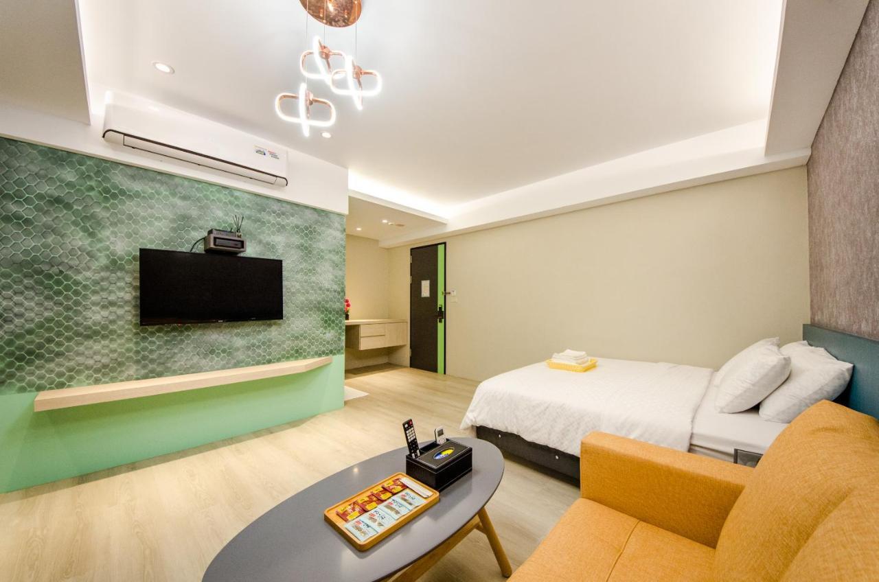 安尼赫時尚旅店 Anich Fashion Inn I 墾丁大街 I 親子遊戲區 I 停車位 Extérieur photo